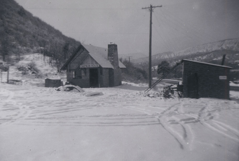 warming hut on Chapman hill