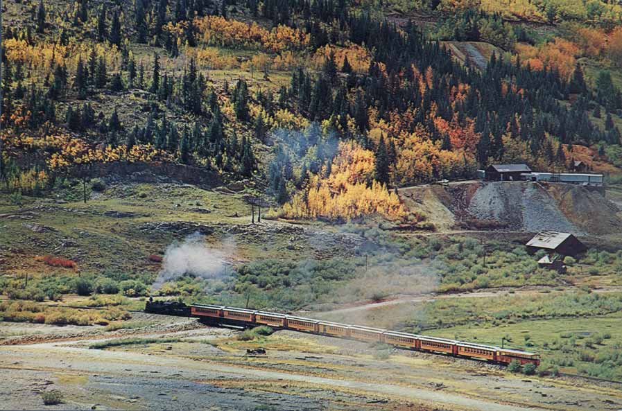 Train leaving Silverton